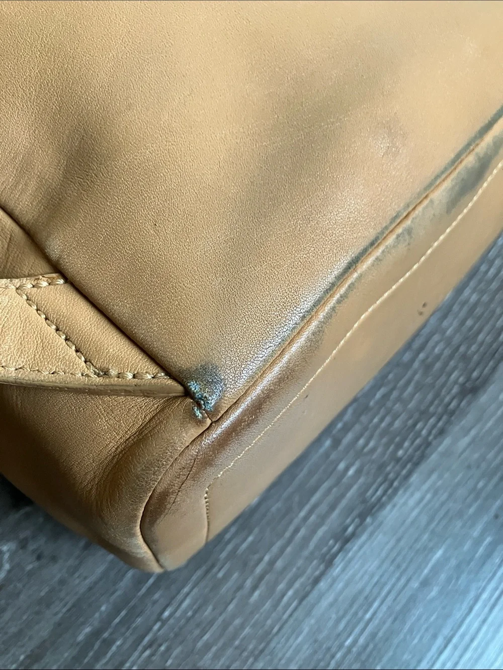 Coach vintage legacy